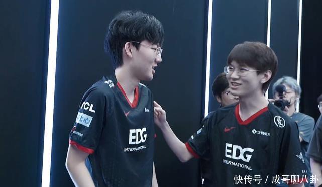 策将对手斩 策将对手斩