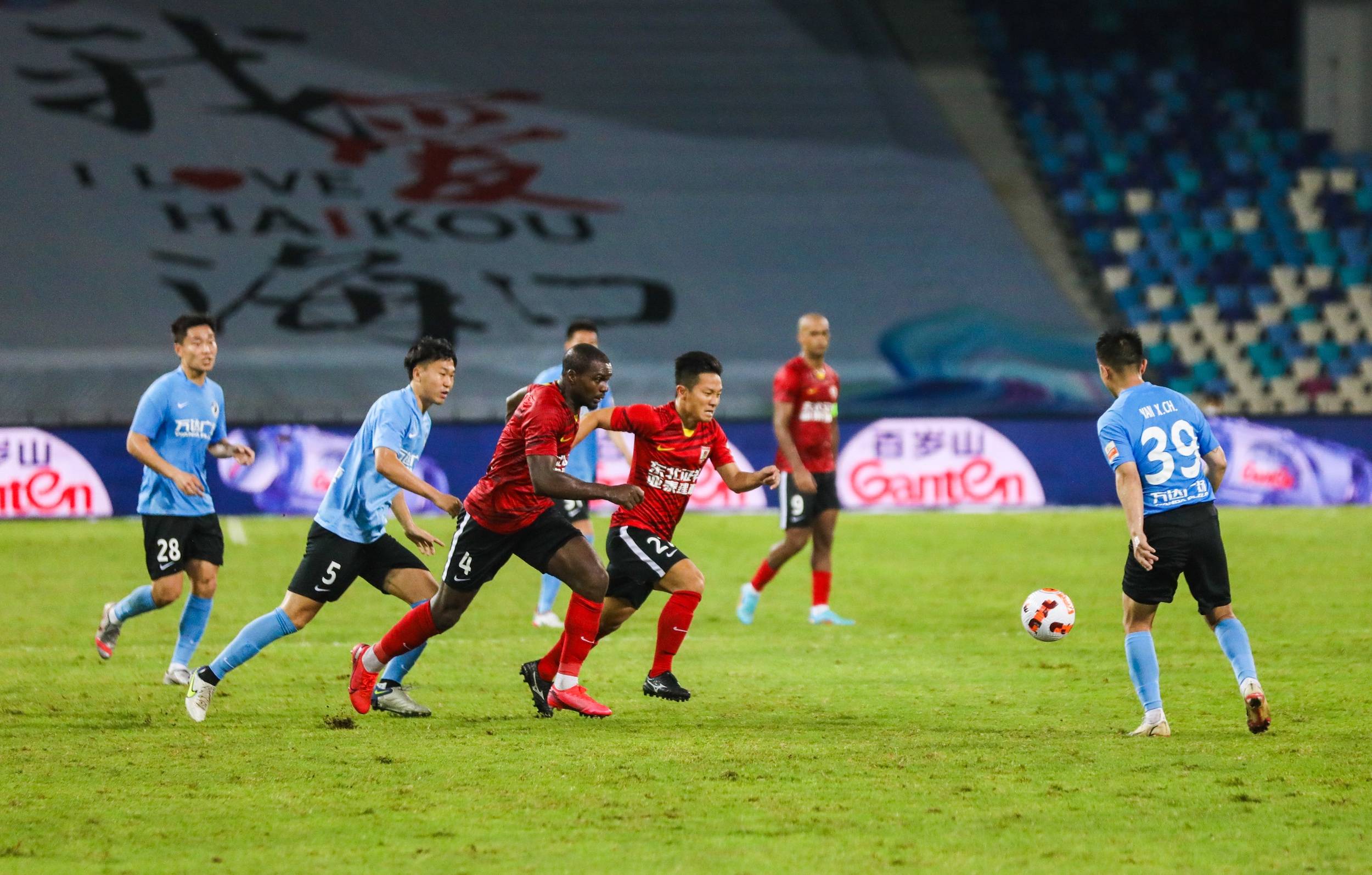 在对抗与犯 在对抗与犯