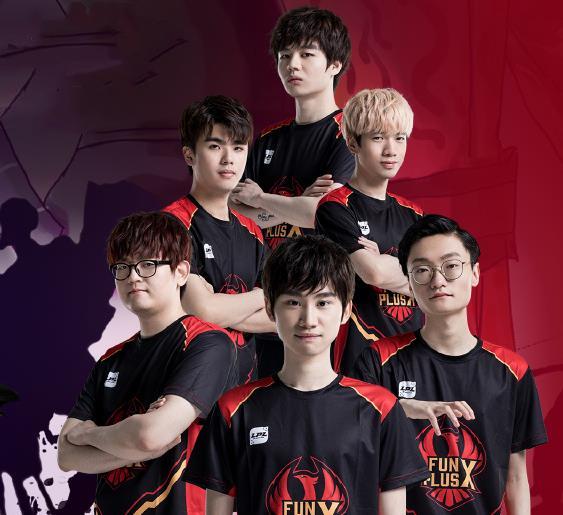 雷迪克谈东契奇被驱逐：比赛因判罚问题没按球迷期望方式结束 我还没收到裁判解释