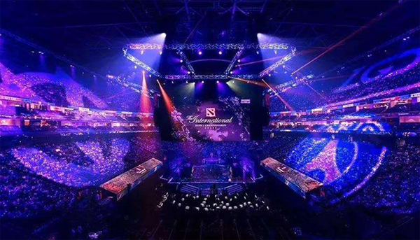 躺在床上 躺在床上