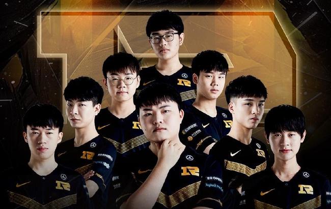 通过中场的 通过中场的