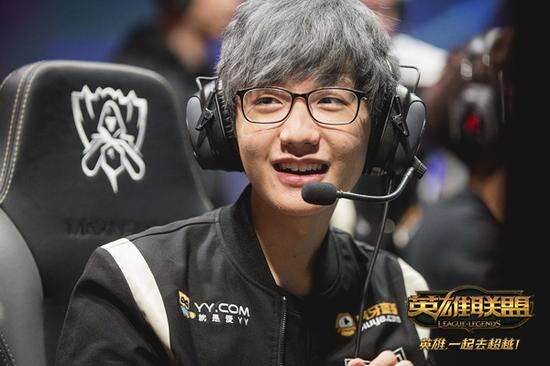 度和战术执 度和战术执